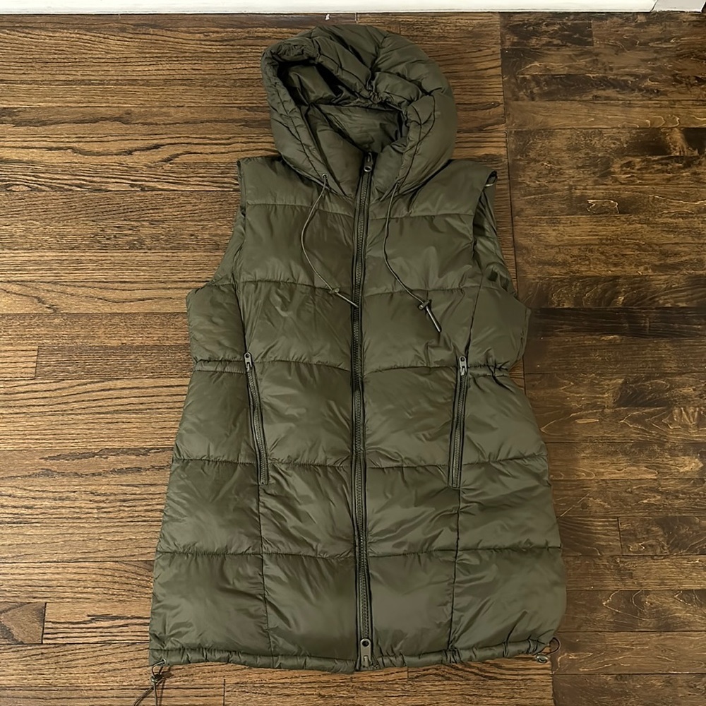 NWOT Zara Padded Green Vest Size XL - Picture 1 of 12